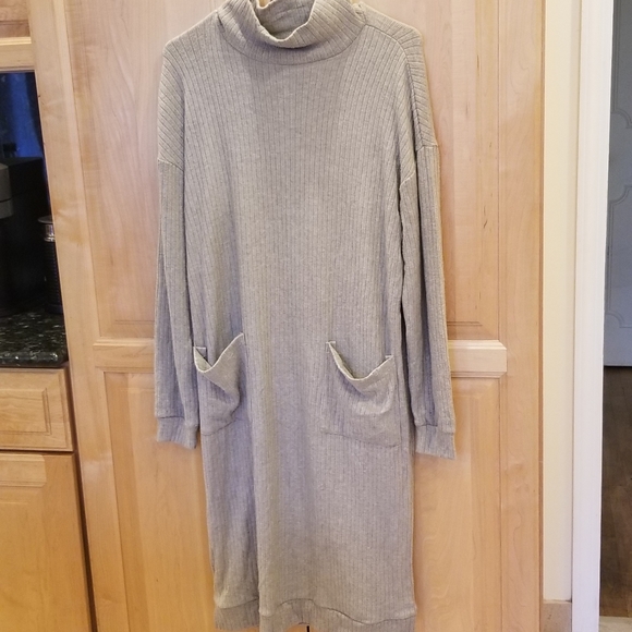 BB Dakota Steve Madden Melt Mountain Sweater Dress Mock Neck Tan Size S NWT - Picture 4 of 8